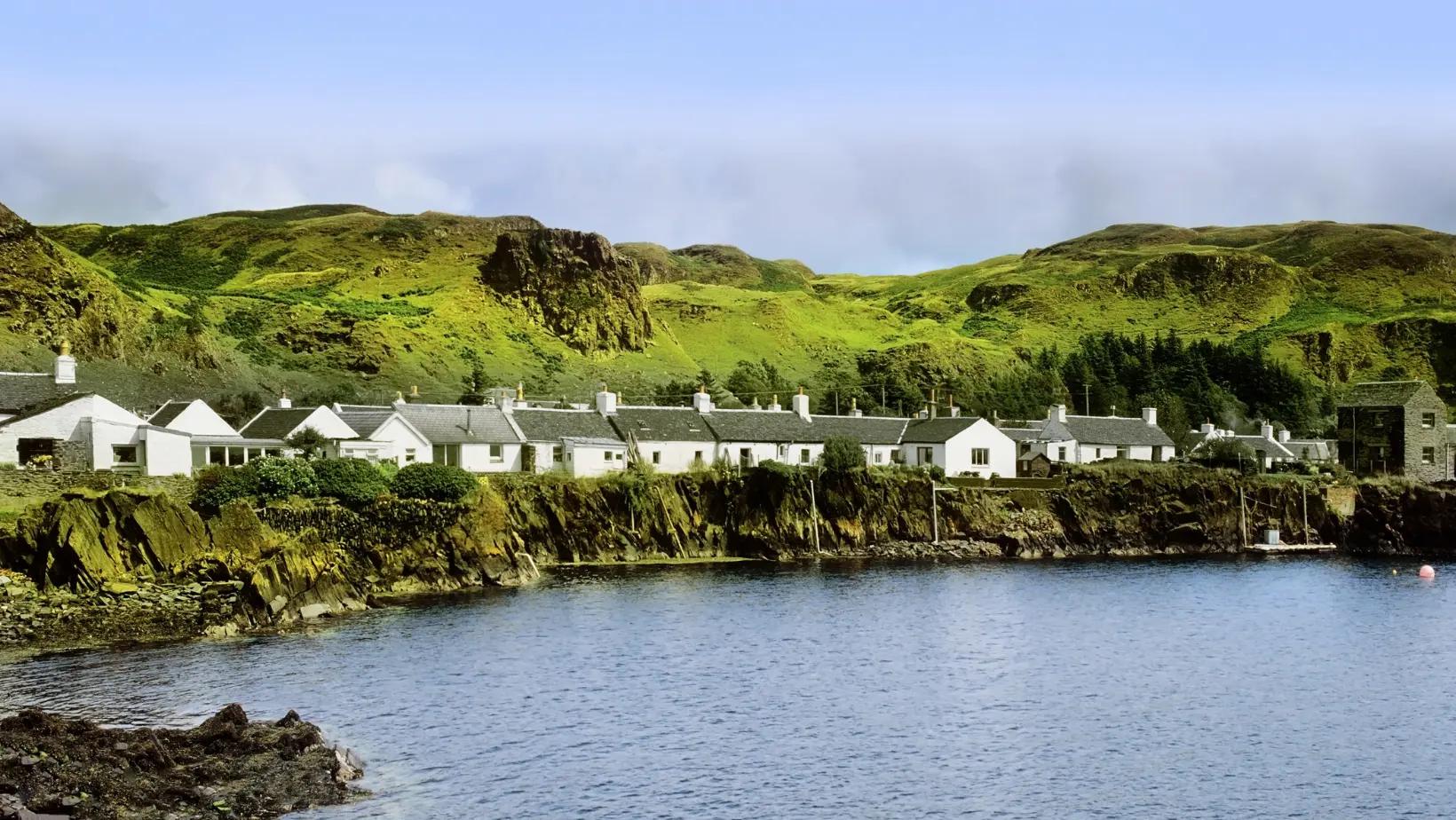 lakeside cottages